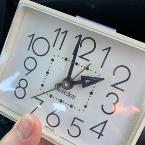 Vintage Westclox electric clock made in USA.  (Works great).  Model 22090